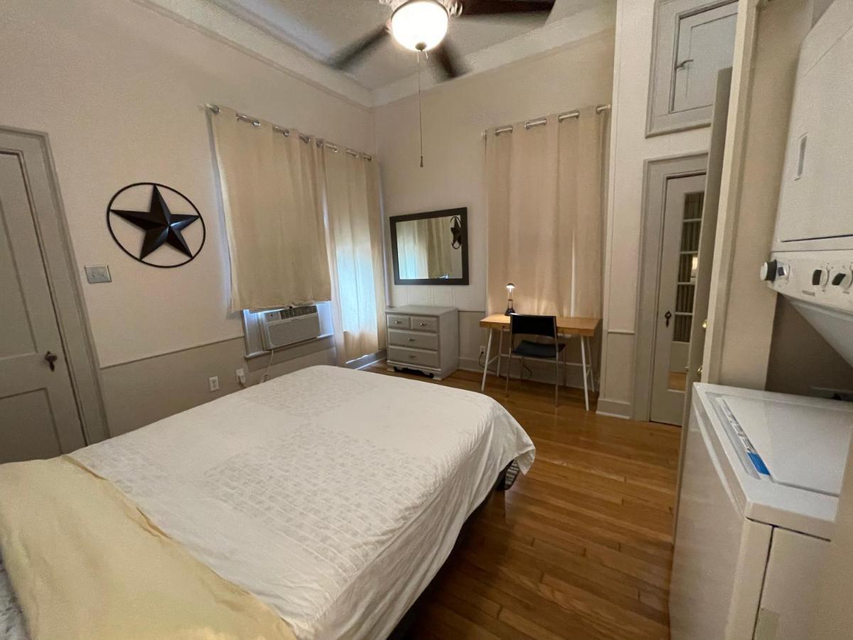 Апартаменты 1322-#6 Downtown High Ceiling Big Size 1B Unit Сан-Антонио Экстерьер фото