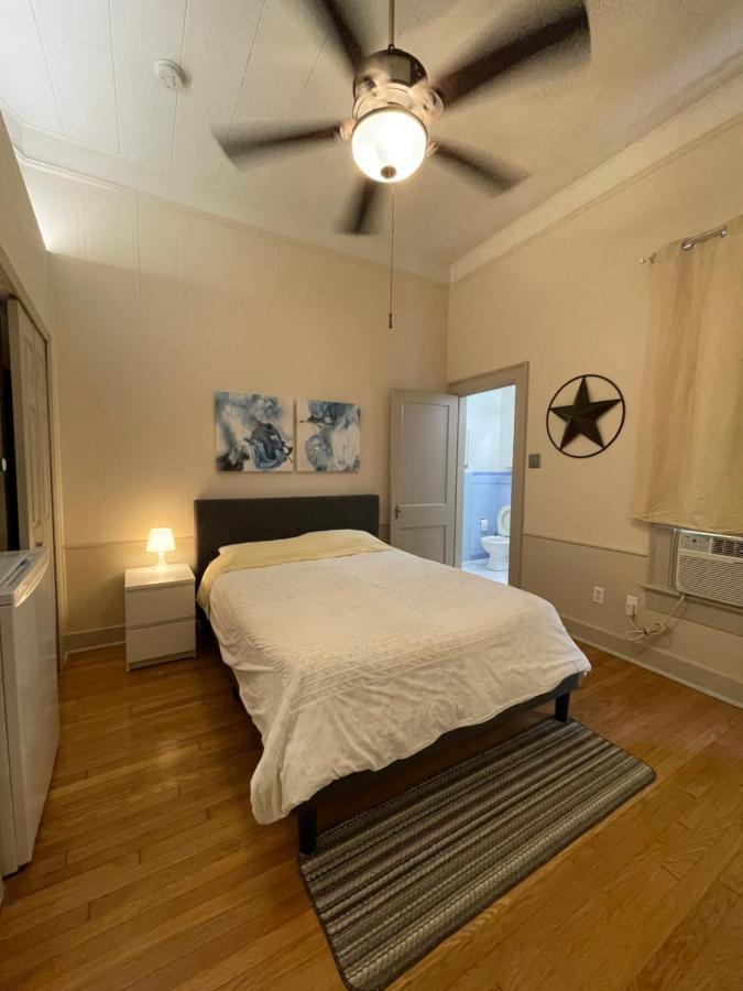Апартаменты 1322-#6 Downtown High Ceiling Big Size 1B Unit Сан-Антонио Экстерьер фото